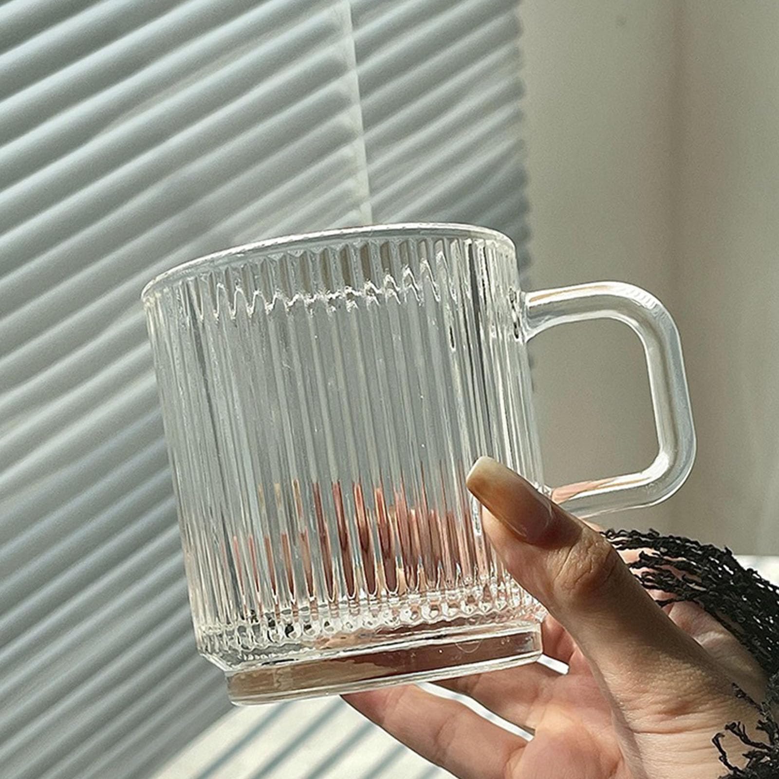 Paquete de 6 Tazas de café de Vidrio de 340 ml, Tazas de té clásicas con Rayas Verticales y asa, Ideales para Bebidas frías y Calientes.