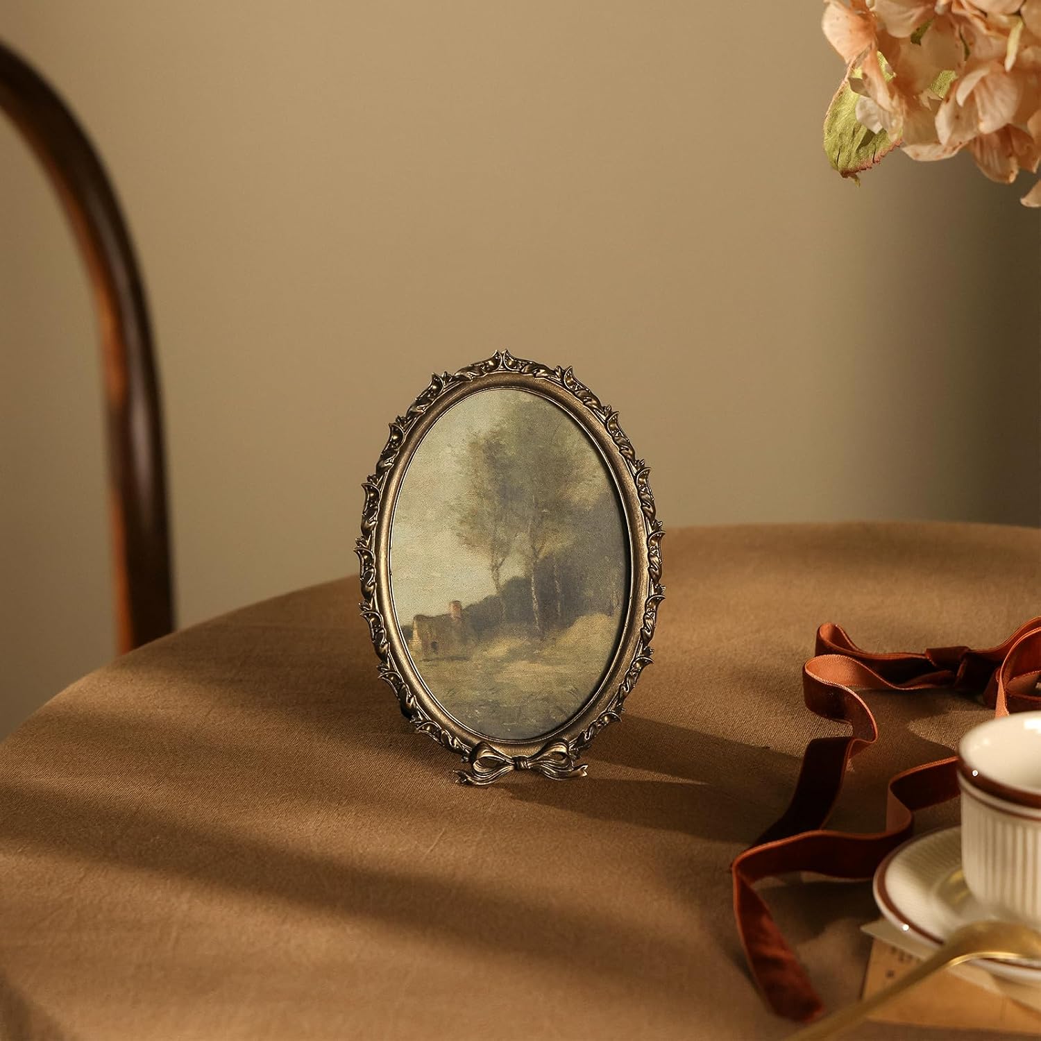 NIKKY HOME Vintage Photo Frame 4x5, Antique Oval Picture Frames, Bronze Gold Decorative Photo Frame with Stand and Glass Front for Tabletop Photos Display Gift Ideas