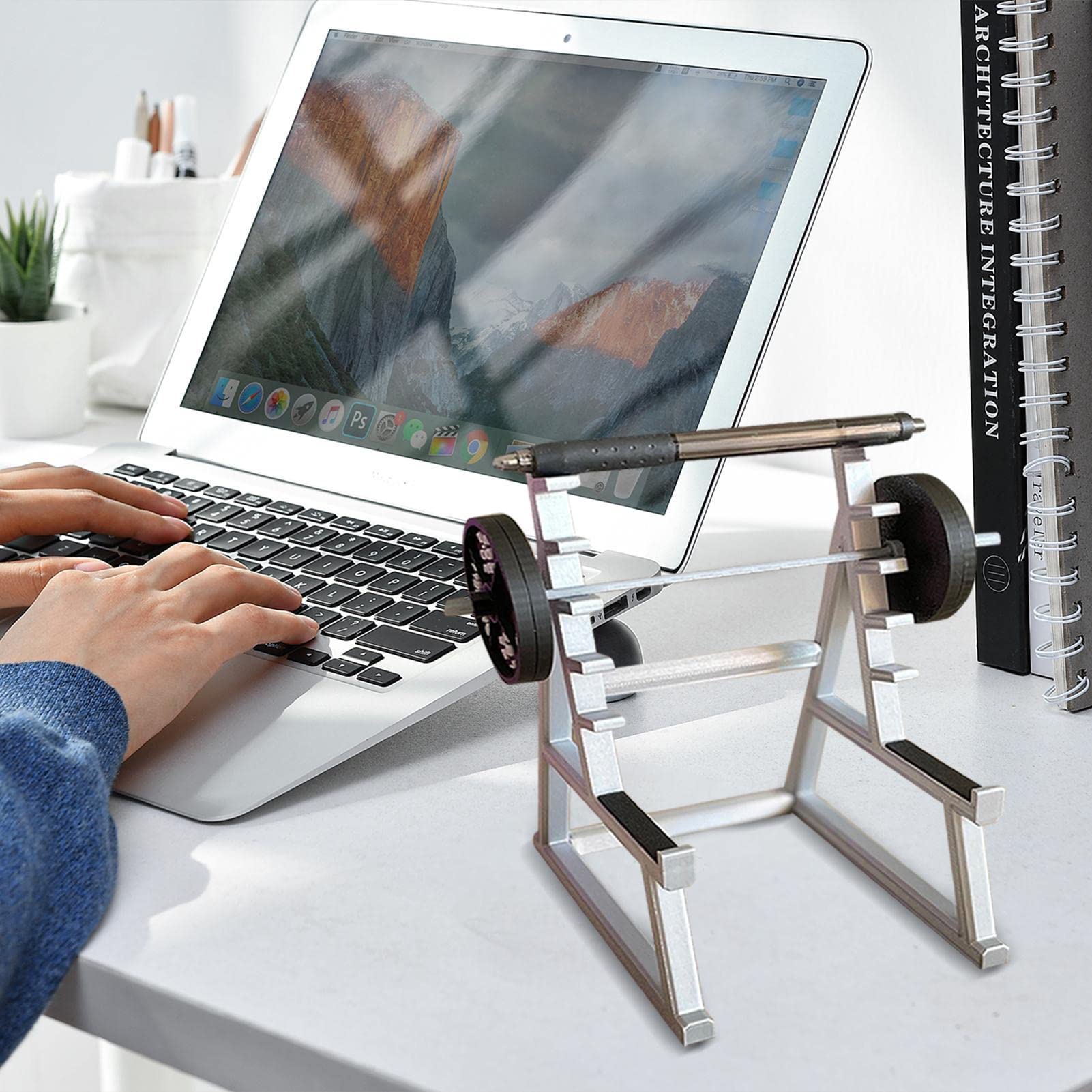 Portapenne A Forma Di Bilanciere E Squat Rack – Accessorio Da Scrivania Divertente Per Appassionati Di Fitness