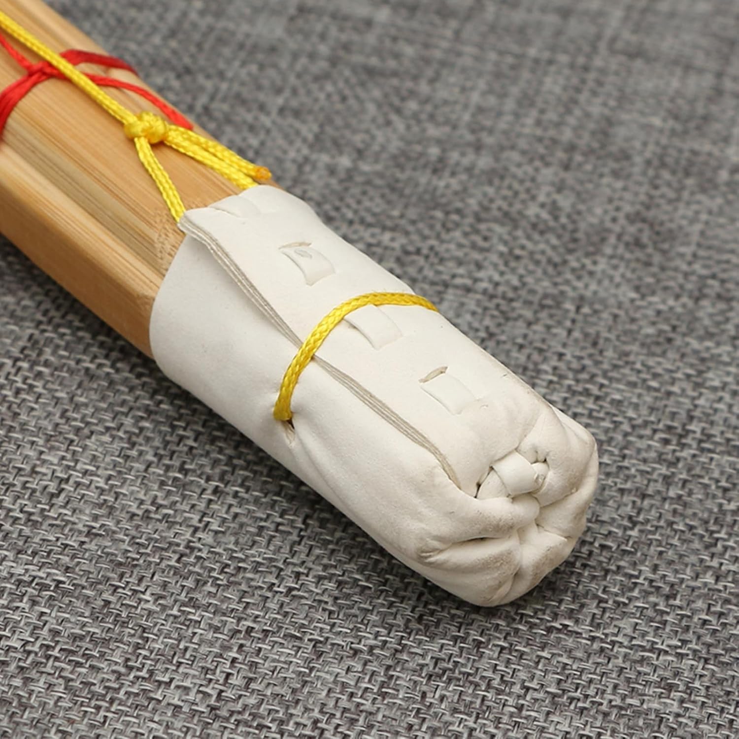 Épée de samouraï en Bambou Naturel,Épées en Bois de Pratique du Kendo,Katana Japonais en Bois Fait à la Main pour l'entraînement,Les Cadeaux,Le Cosplay-2PCS||120CM