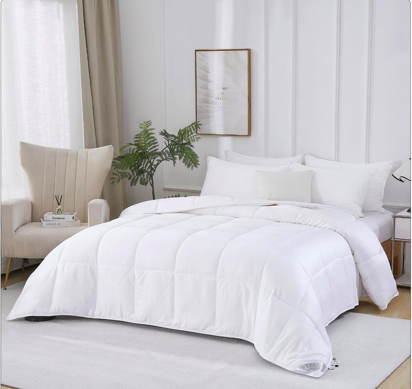 Heritage Bamboo Comforter - 100% Lyocell dervied from Bamboo Duvet Insert - Queen Size & King Cooling Blanket - Lightweight All-Season Bedding with Corner Ties (White, King (U.S. Standard))
