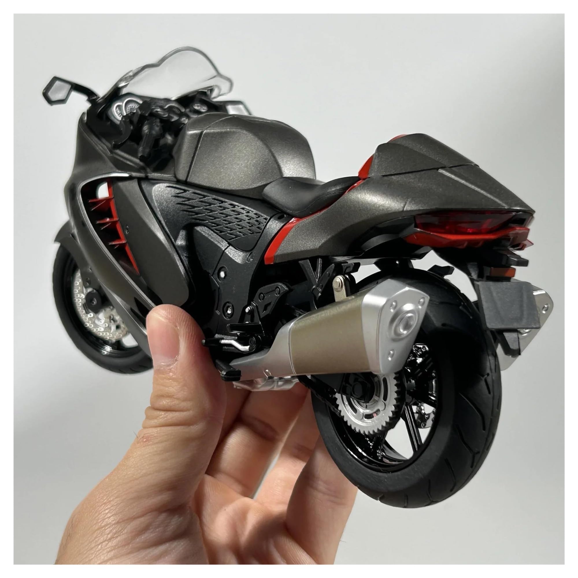 Amazon.co.jp: スケールモデル コレクターズバイク 1:12 For GSX 1300