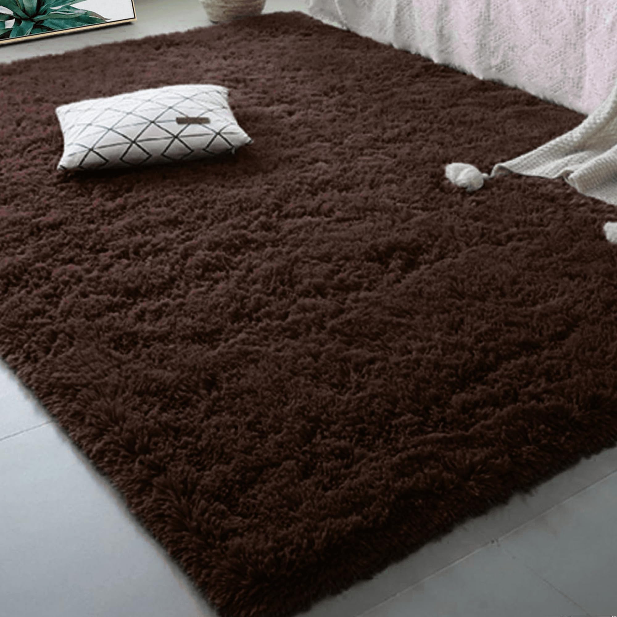 Tapis de salon brun 130x130 cm idéal pour réchauffer une chambre