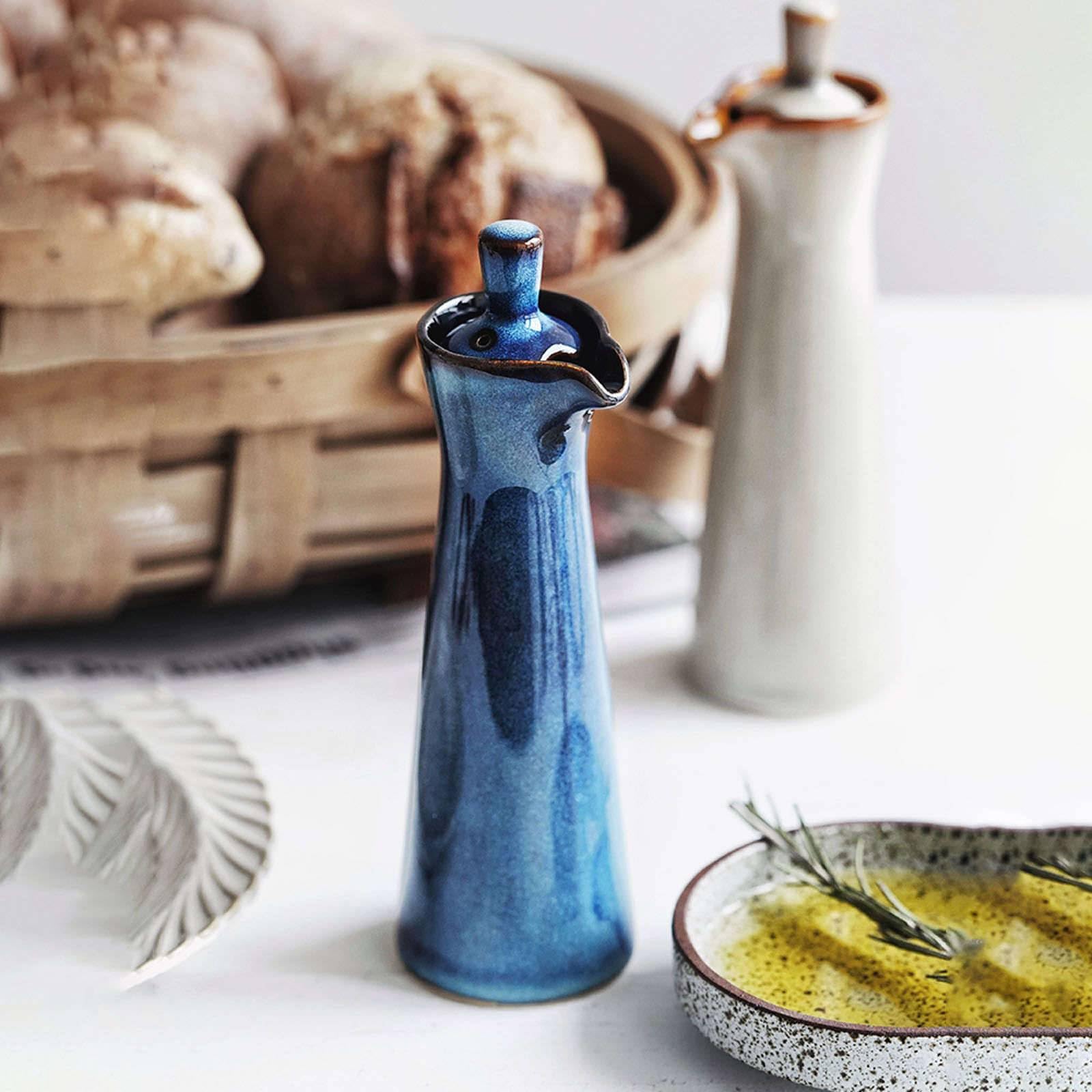 Dispensador de salsa de soja de cerámica japonesa, 120 ml, botella de vinagre, elegante diseño verde, perfecto para cocina y comedor, para amantes de la comida