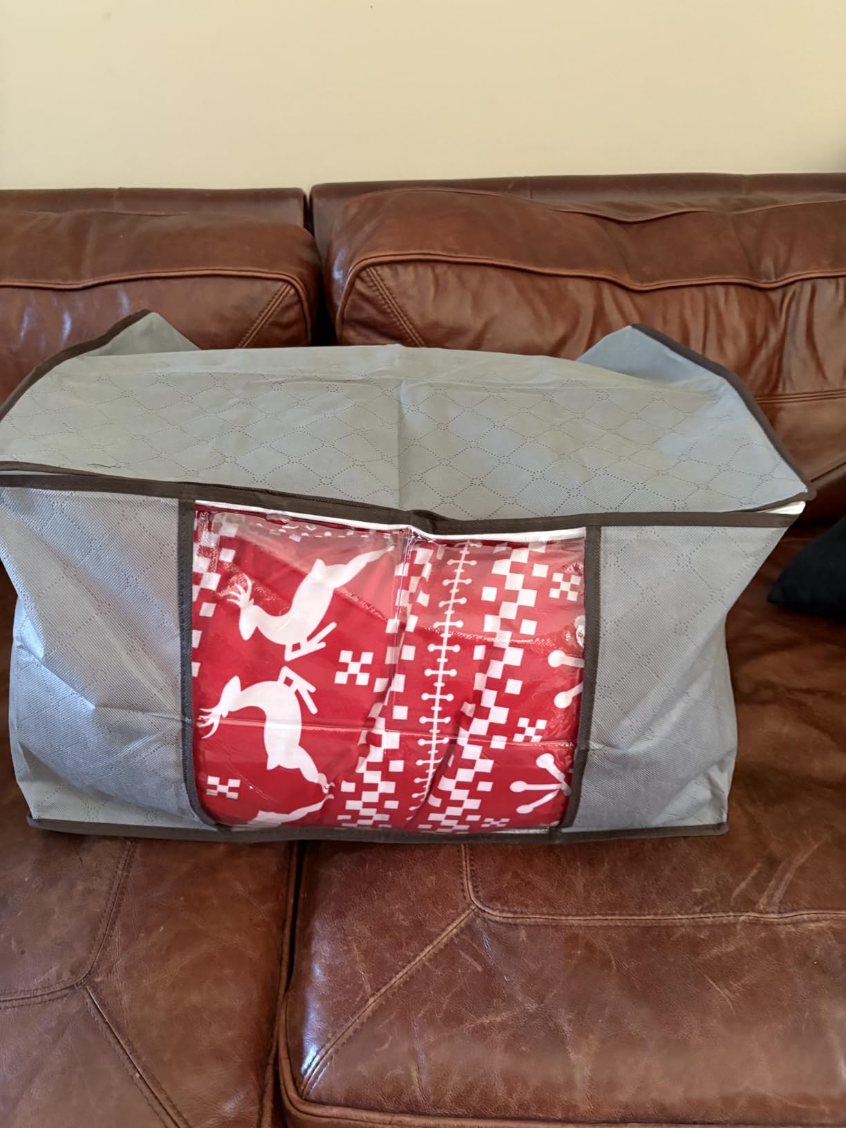 No Smell & Fits King Size Down Comforter!