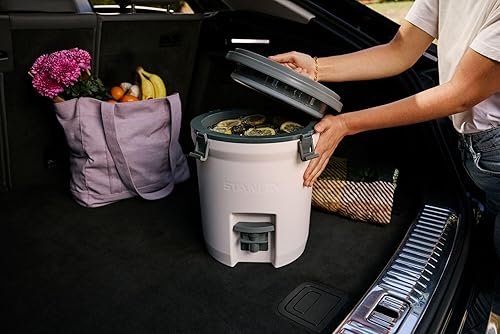 Miniatura 7 de STANLEY Adventure - Jarra de agua de flujo rápido de 2 galones, dispensador de agua helada a prueba de fugas, enfriador de bebidas aislado, espita