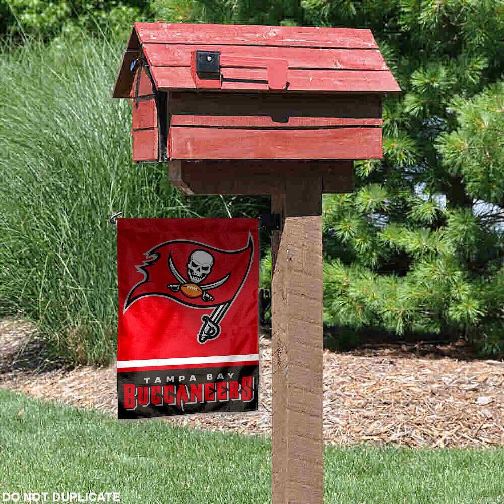 Tampa Bay Buccaneers Double Sided Garden Flag 10 71sJ3nQsrPL. AC SL1000