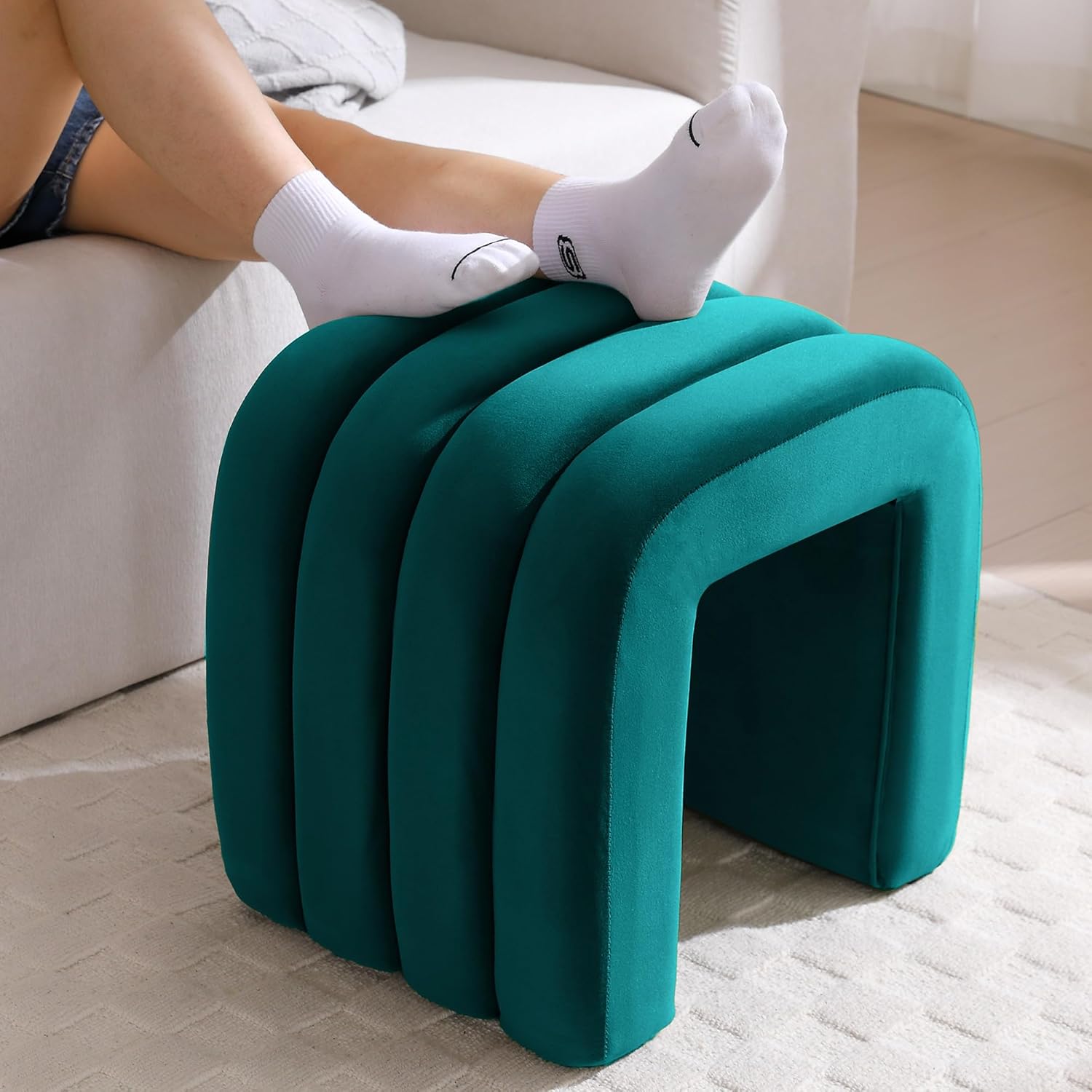 ONEVOG Velvet Pouf Ottoman, Small Ottoman Foot Rest for Couch, 18 Inch Cute Vanity Chairs for Makeup, Living Room Decorative, Sturdy Frame, Upholstered Modern Footrest for Bedroom, Dorm, Teal