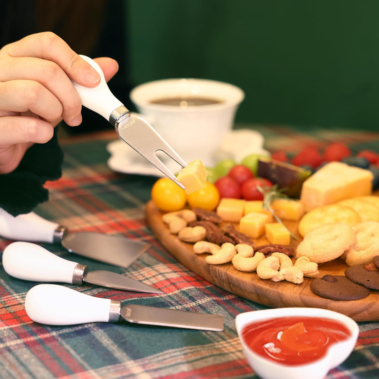 hecef 7pcs Cheese Board Set, Charcuterie Boards Set with Knives & Ceramic Bowls, Heart-shape Serving Board Set for Birthdays, Weddings, Housewarming (White) - Image 7