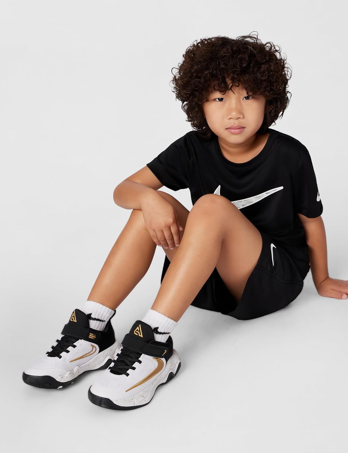 Nike Kids' Giannis Immortality 4 Basketball Shoe - Image 2