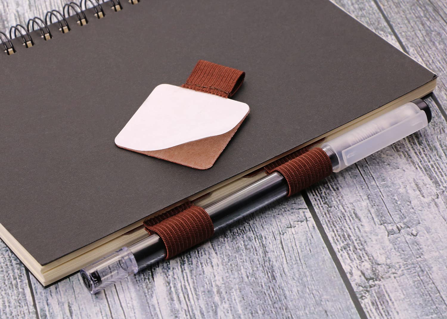 Mini Skater 3 Pcs Self-adhesive Leather Pencil Elastic Loop, Square PU Leather Pen Clip, Pen Holder for Notebooks, Journals, Clipboards, Calendars, Pens Loop Holders Creative Accessories (Red-brown)