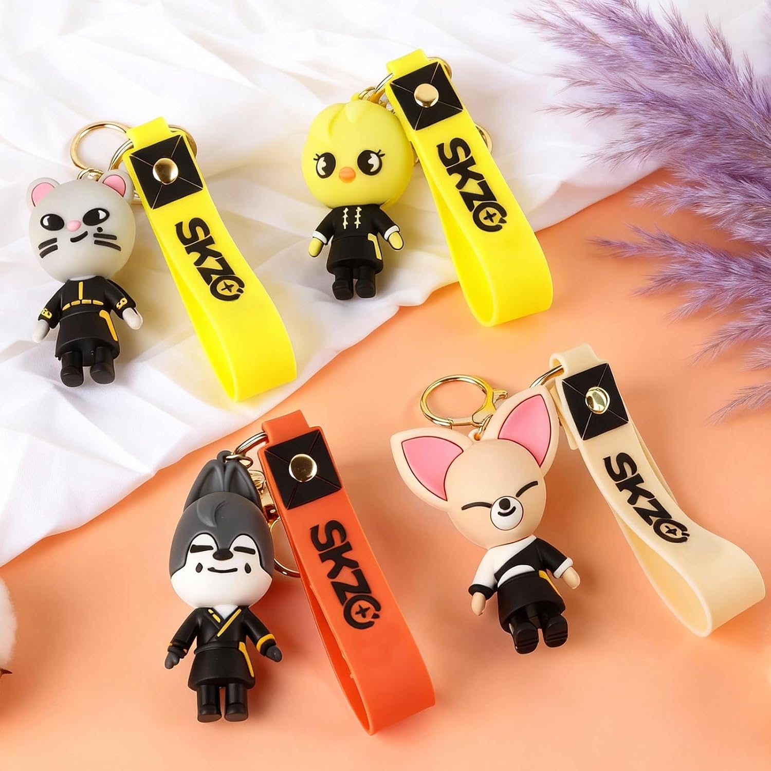SK-Z Keychain Cartoon Keyring Cute Animal Pendant Backpack Accessory for Stray Fans
