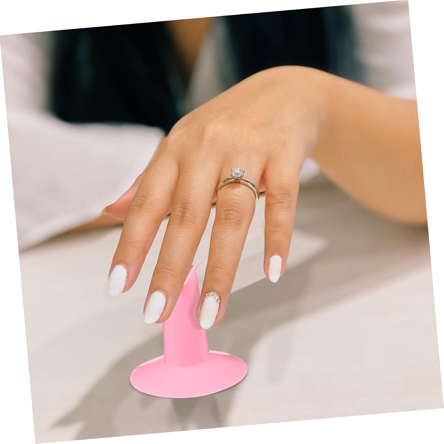 Milisten 3PCS Plastic Finger Stand Support Rest Nail Salon DIY Finger Practical Holder for Nail Art