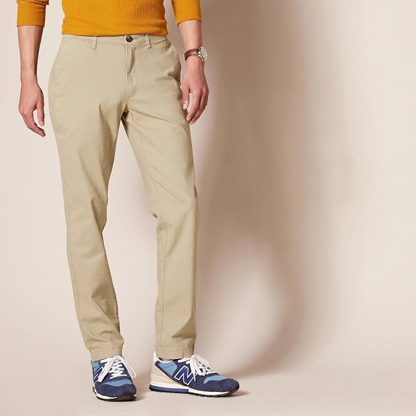 Amazon Essentials Pantaloni Casual Chino Elasticizzati dal Taglio Classico Uomo - 3