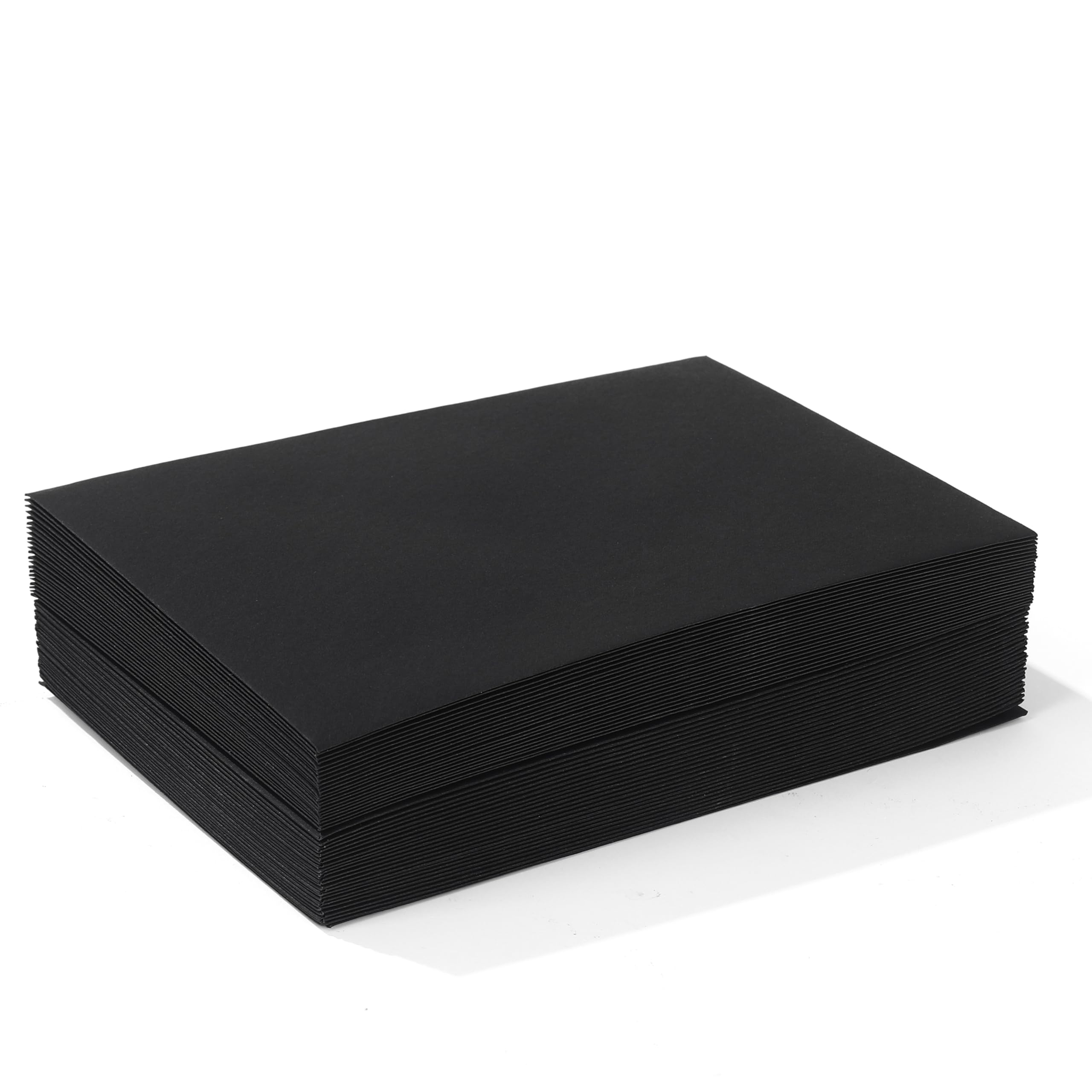 Koperty C6 ze złotą wyściółką wewnętrzną - 162 x 114 mm - czarne - wyściełane papierem foliowym ze złotą folią - klejenie na mokro - 50 sztuk
