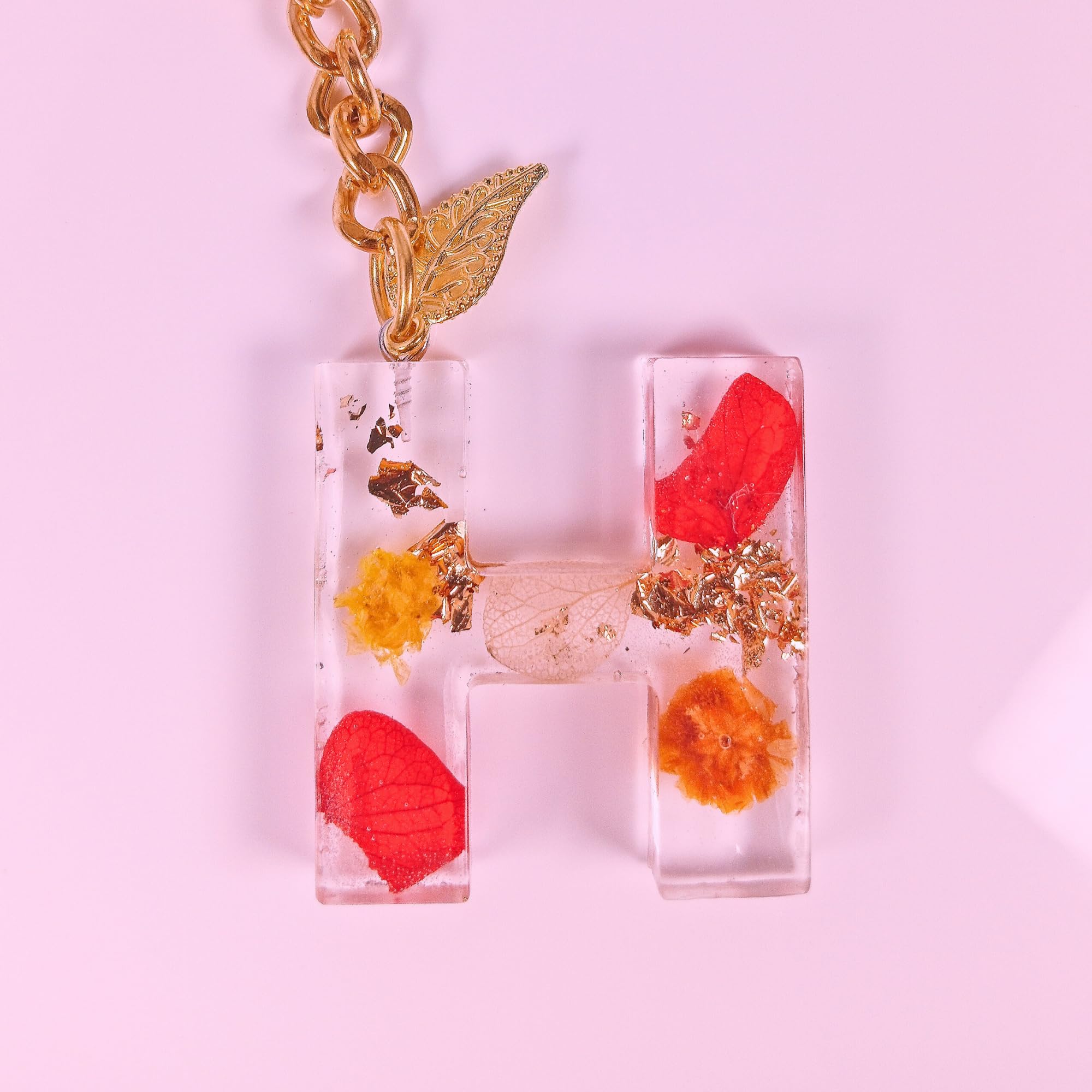 ADW CRAFT'S Resin Art Alphabet Keychain(A-Z), Epoxy Resin Name Keychain for Girls & Boys