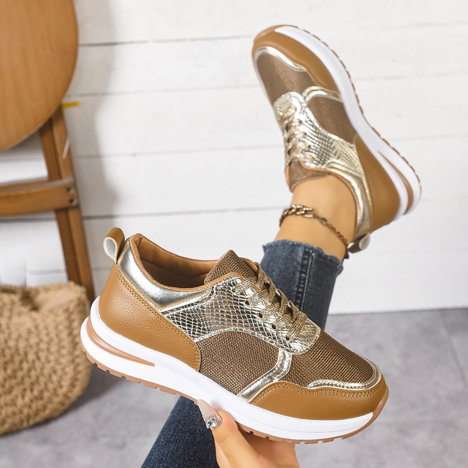 Genérico Zapatillas Deportivas Casuales Mujer Piel Sintética con Parches, Suela Suave Planas Punta Puntiaguda Cómodas