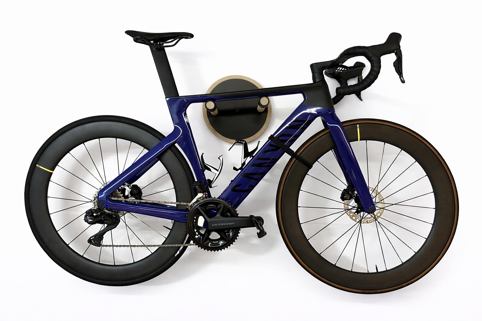 Fahrrad Wandhalterung - 360° Drehbar, Multiplex-Holz, Handgefertigt in Deutschland, mit Weichen Auflagepolstern, Farbig Konfigurierbar, für Rennrad, Mountainbike, Gravelbike
