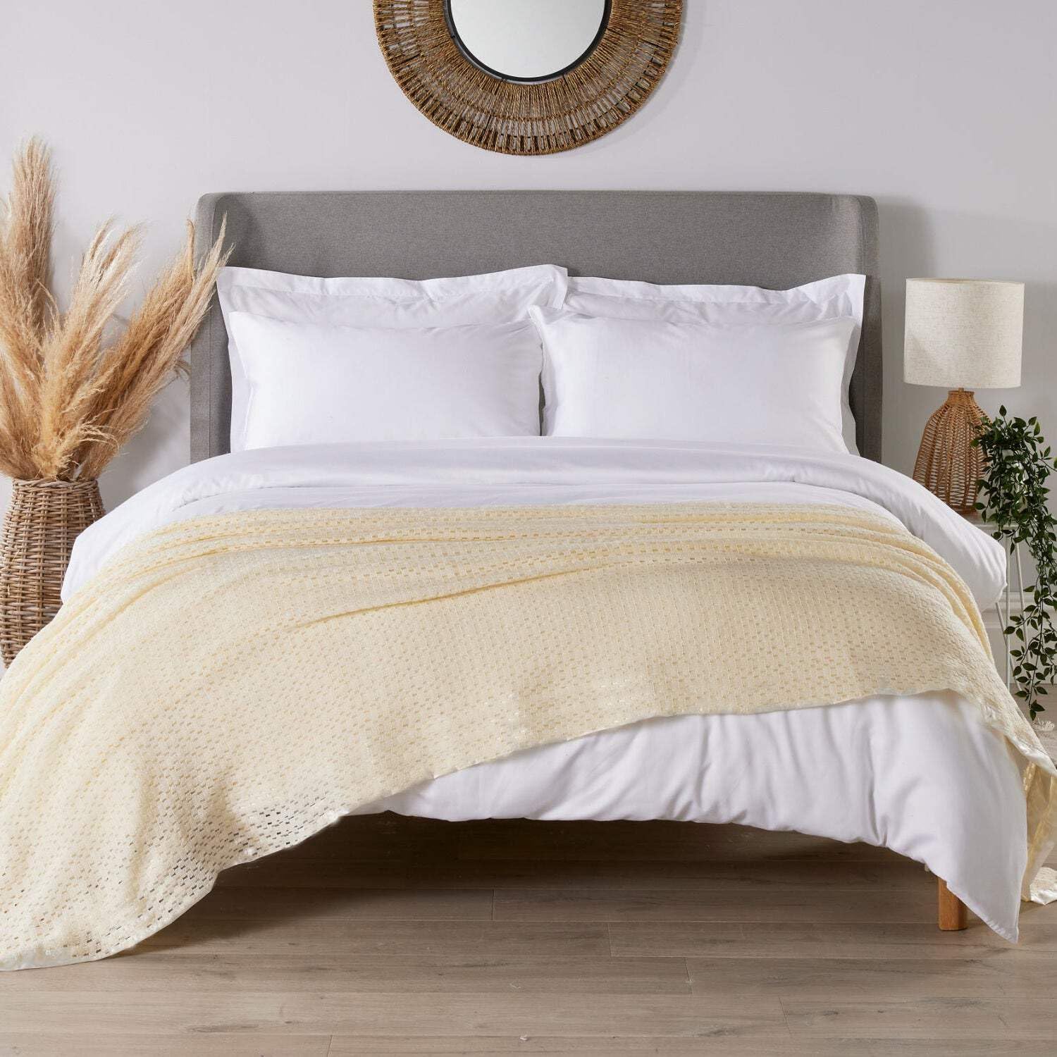 Diana Cowpe 100% Acrylic Cellular Blanket Mint Double