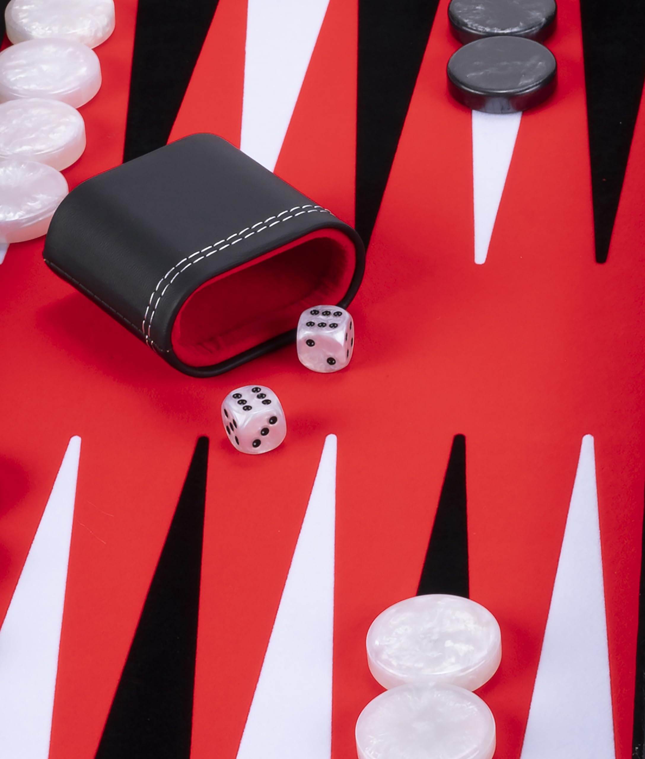 Engelhart 250538 – Juego de Backgammon 21" (54 cm) – Exterior Piel sintética, Interior Suave de Fieltro – Dados y fichas nacaradas + 2 Vasos – Edad 6+