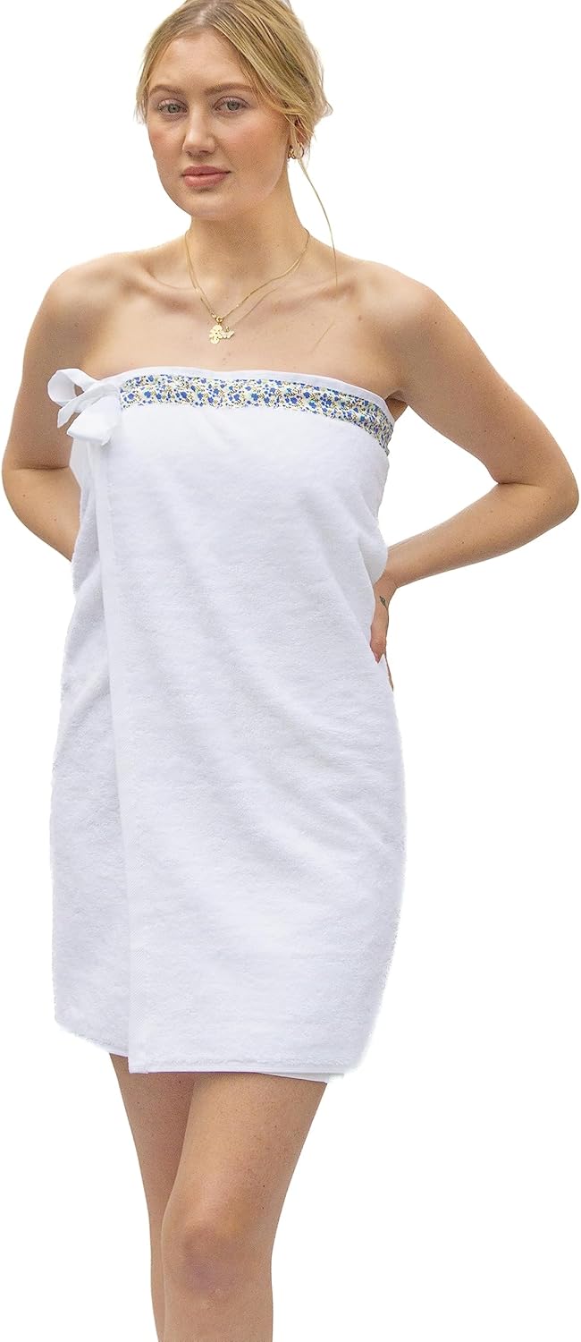 UWRAPT Towel & Wrap AllinOne. Adjustable to Fit Different Body Sizes. NO Velcro