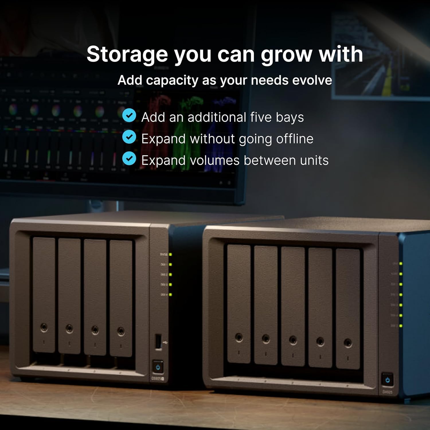 Synology DS925+ NAS 4 Baies Avec 4 Disques HAT3300-4T (16 To) - Processeur AMD Ryzen, 4 Go RAM, Ports 2.5 GbE - 7