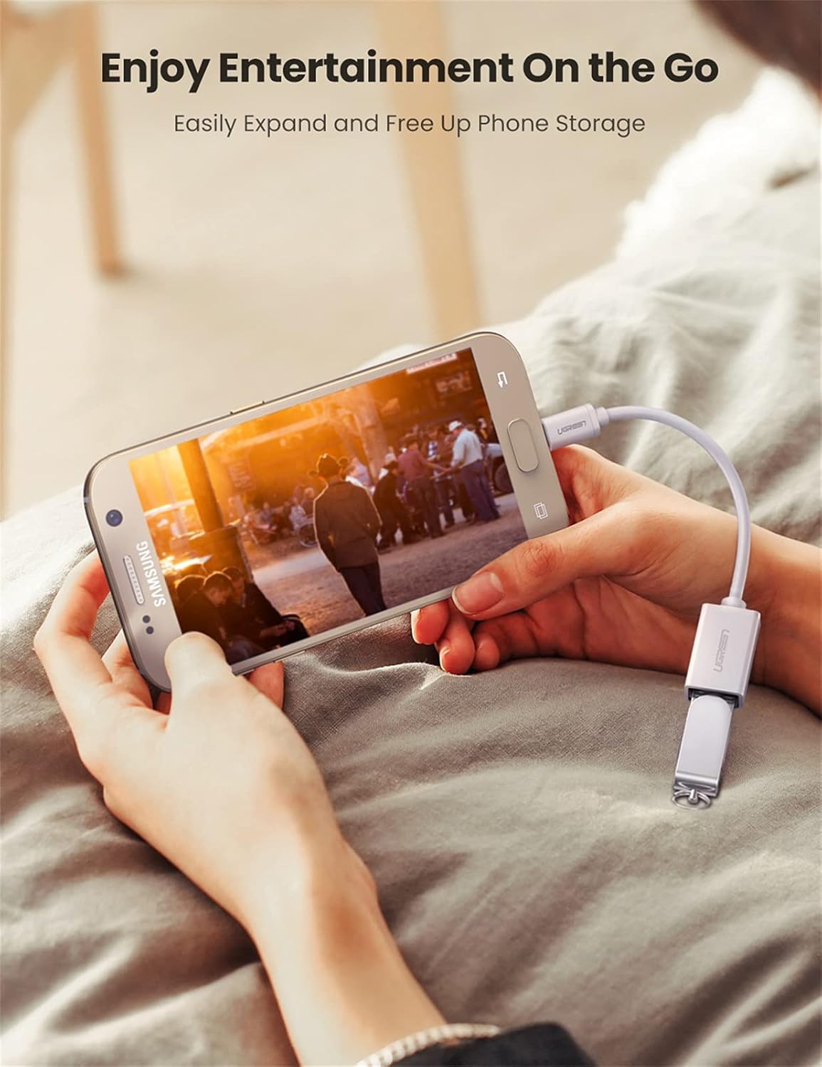 Connecting a USB flash drive to a smartphone via UGREEN OTG cable