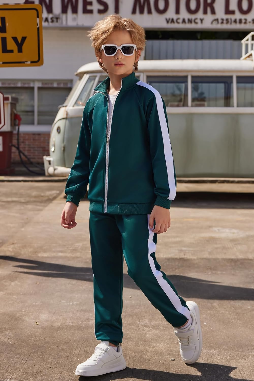 Arshiner Boys Tracksuits Full Zip Jogging Sweatsuit Athletic Sports Set