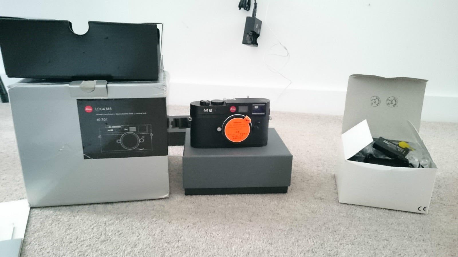 Leica M8 Rangefinder Professional Digital Camera Body - 90 Day Warranty - Serviced