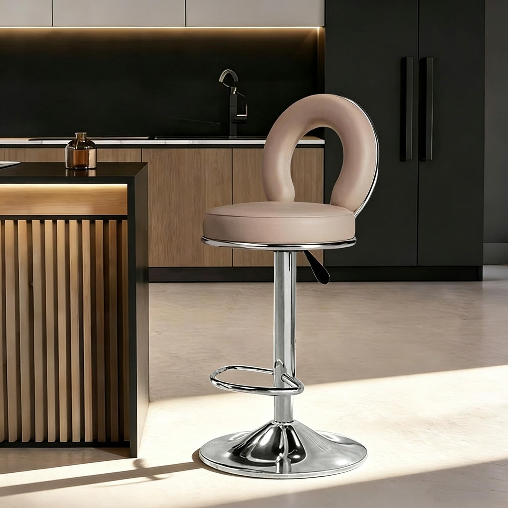 Tabourets de bar contre le mal de dos avec dossier ergonomique réglable et pied en métal