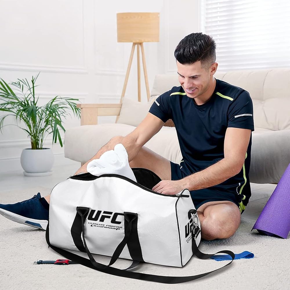 Amazon | ダッフルバッグ UFC 格闘 総合格闘技 ボストンバッグ