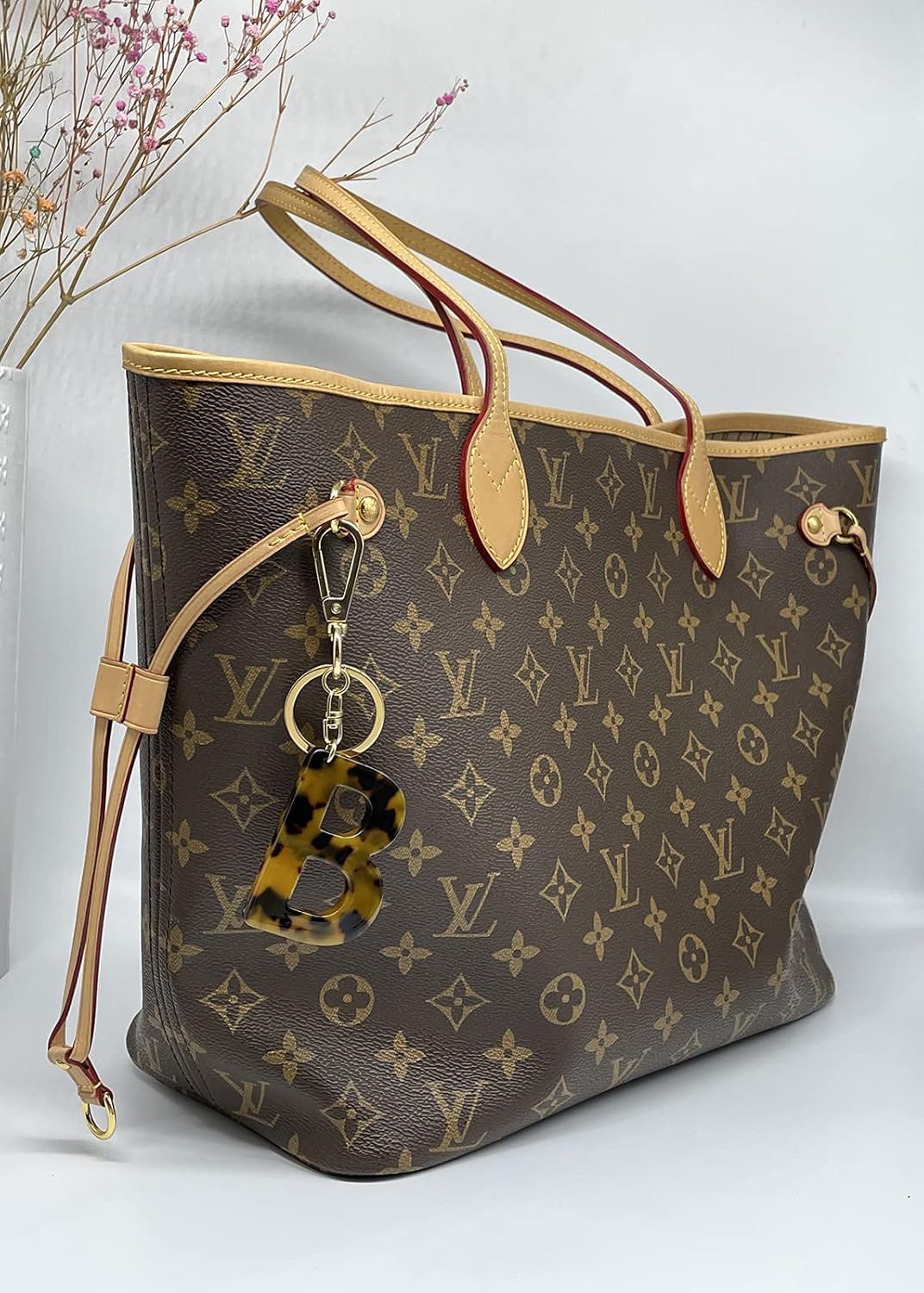 Junyuerly Letter Key Chains Accessories for Women and Girls,Gold Initial Key Ring Leopard print Bag Charm for Car Keys - Image 3