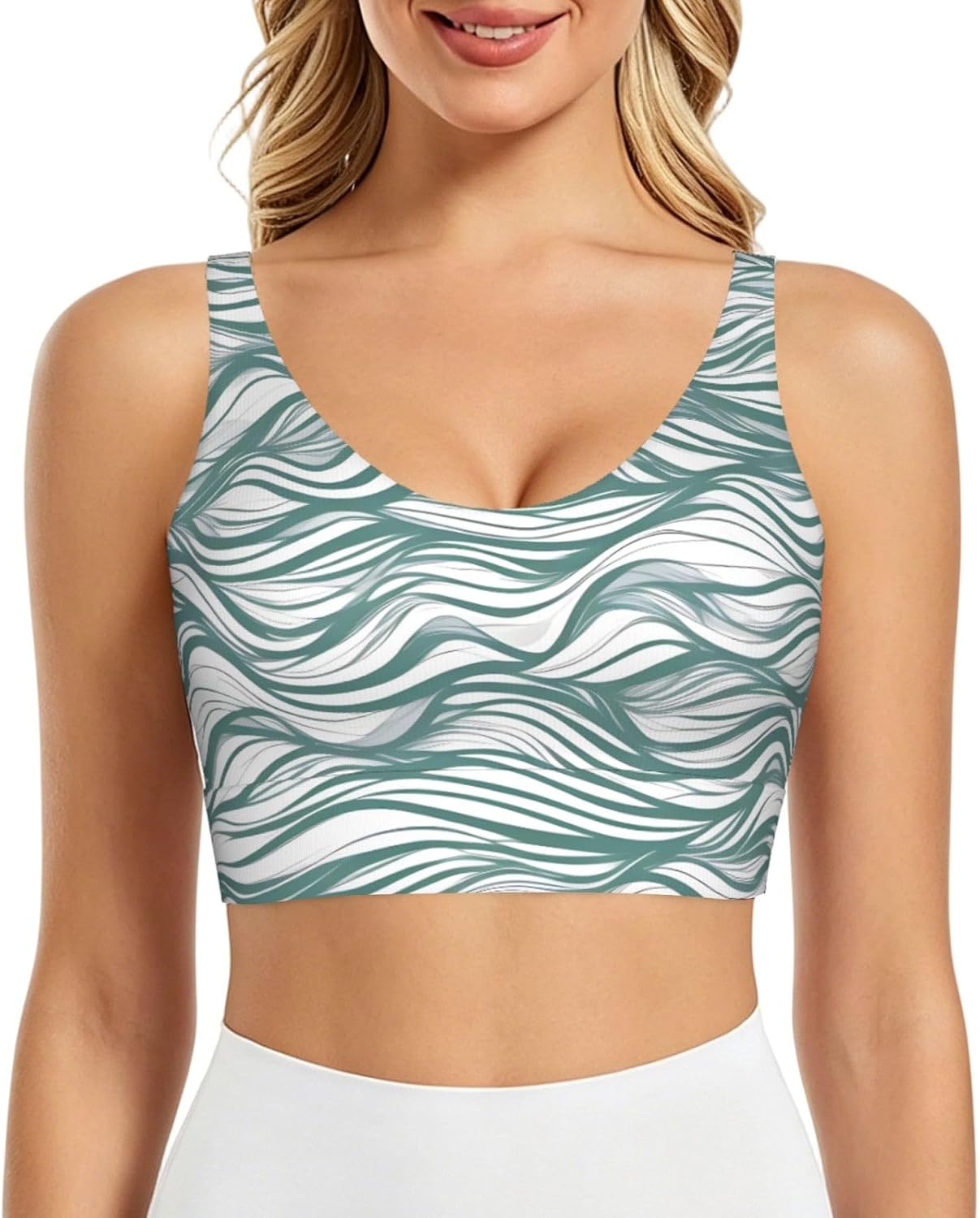 Green Wavy Stripe Women's Sports Vest, Light Running Gear, Soft Polyester for Fitness Exercise Outfit
