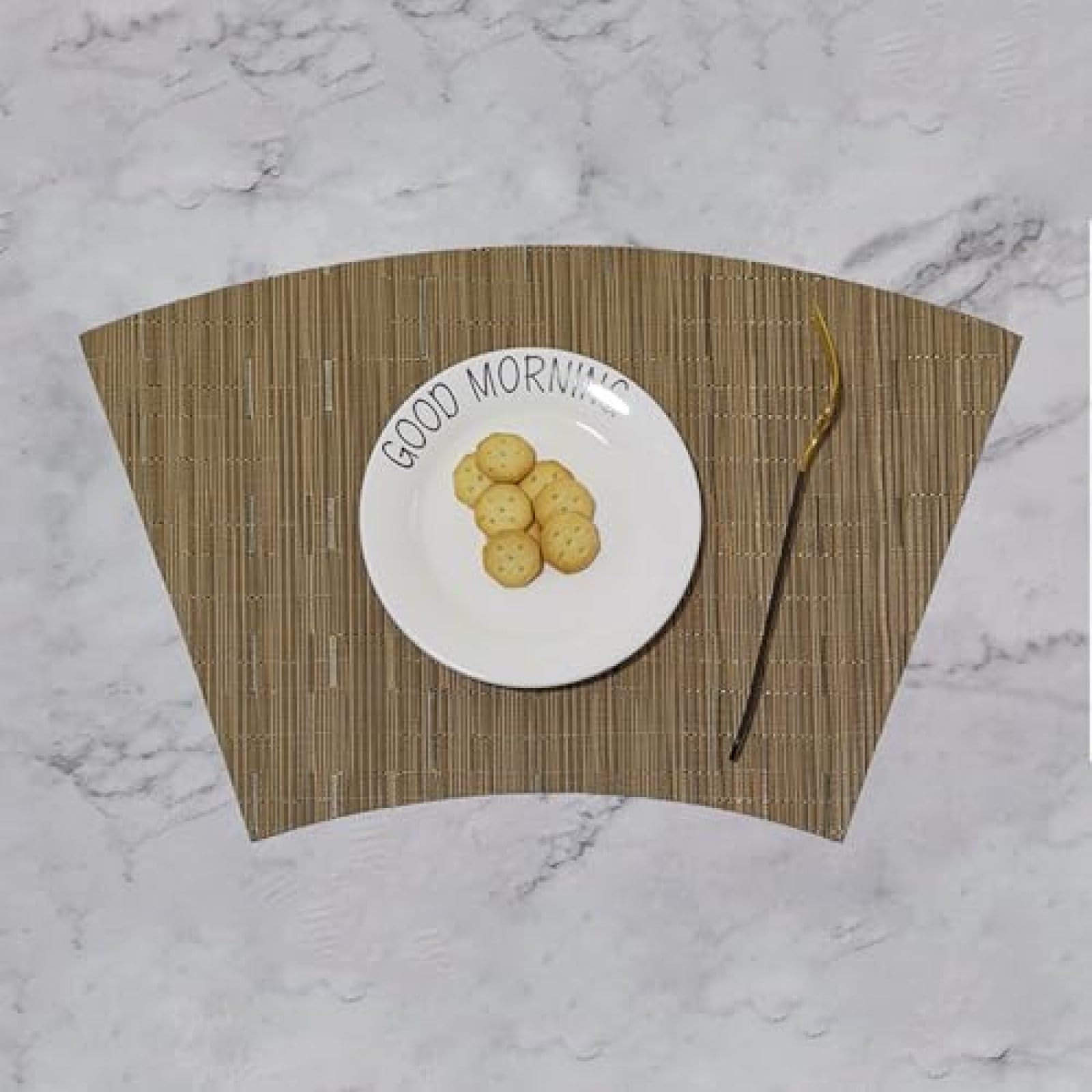 Set de table résistant à la chaleur antidérapant beige 43 x 29 cm