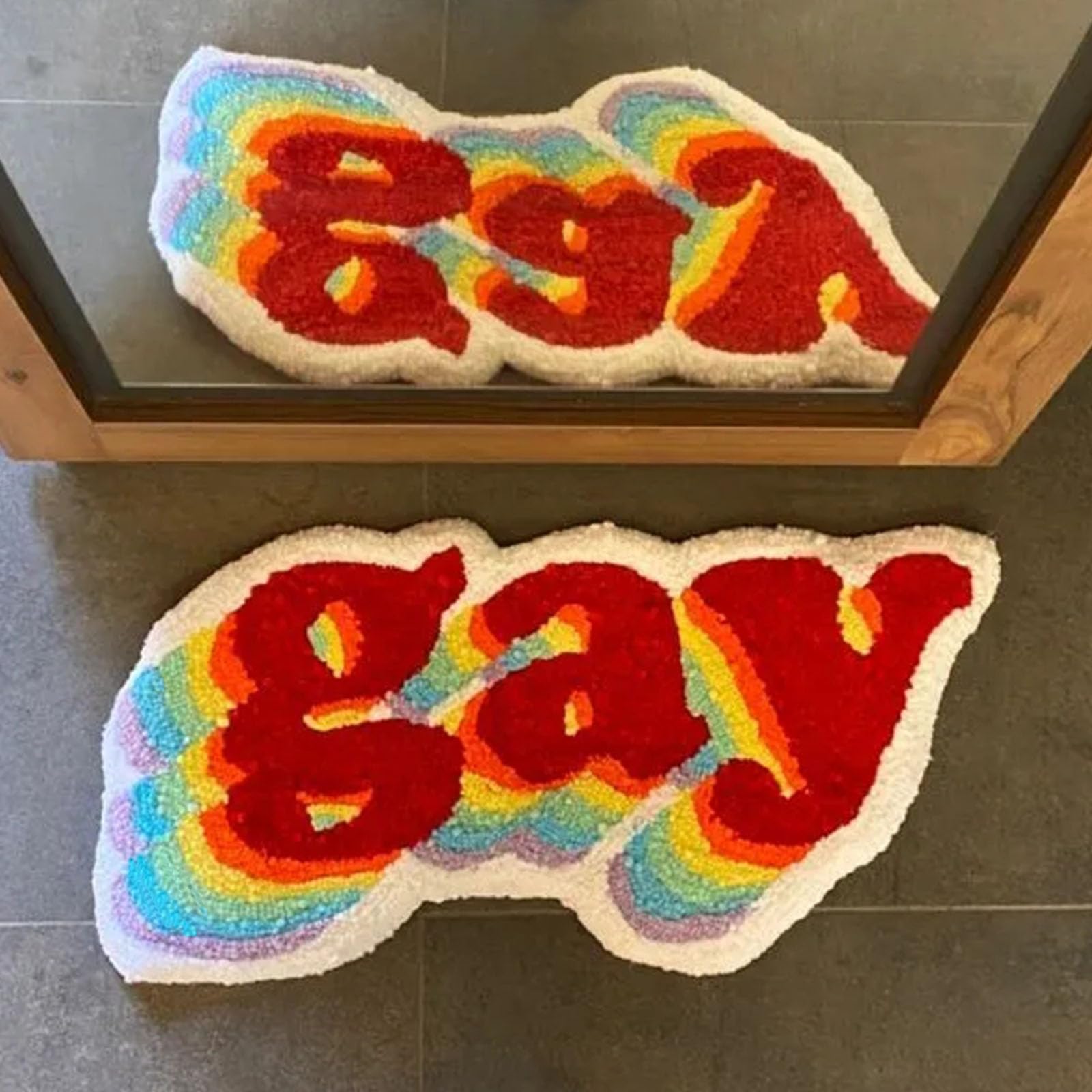 Tapis de salle de bain gay friendly et inclusif pour une maison joyeuse et fière