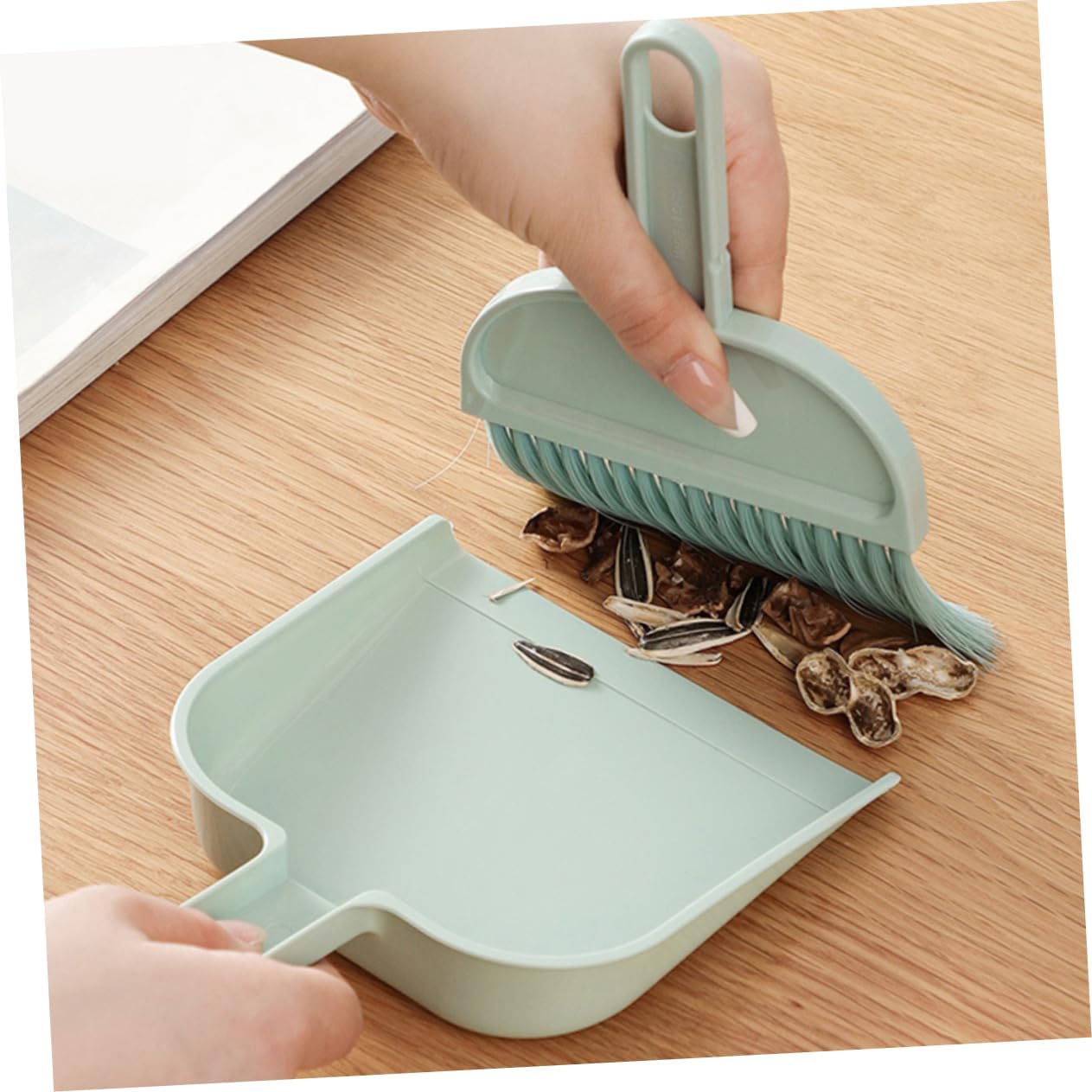 Generic Set Tabletop Cleaning Brush and Dustpan Mini Broom Dustpan Set for Easy Cleaning