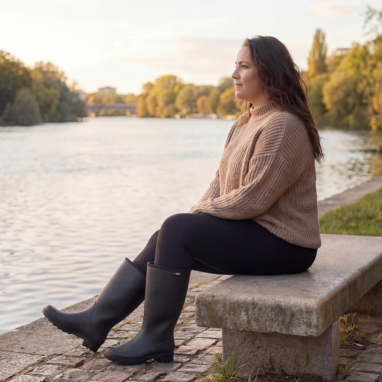 HISEA Wide Calf Rubber Boots Tall Rain Boots Seamless Matte Surface Waterproof PVC Rainboots for Women Gardening Farming Walking Dogs Women's Rain Footwear