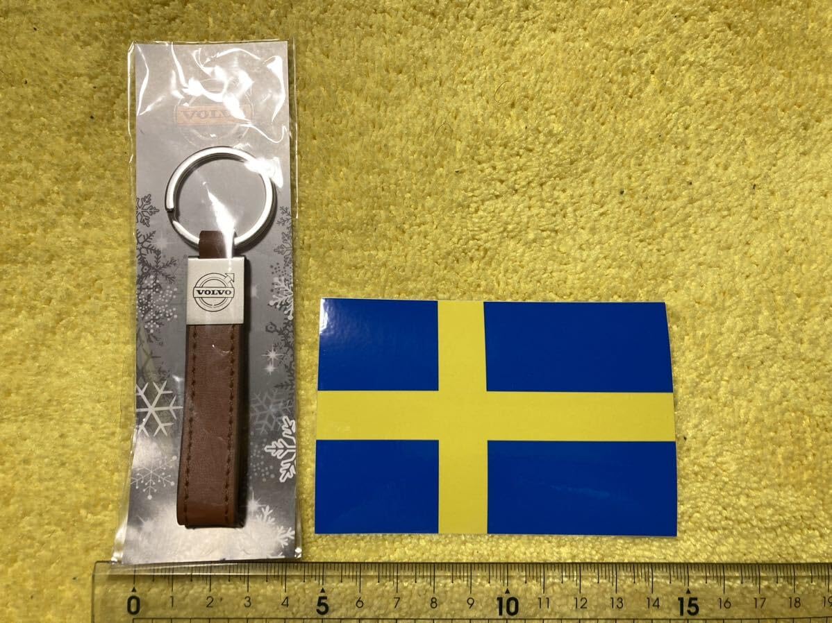 Amazon.co.jp: ボルボVOLVOキーホルダー&スウェーデン国旗ステッカー 