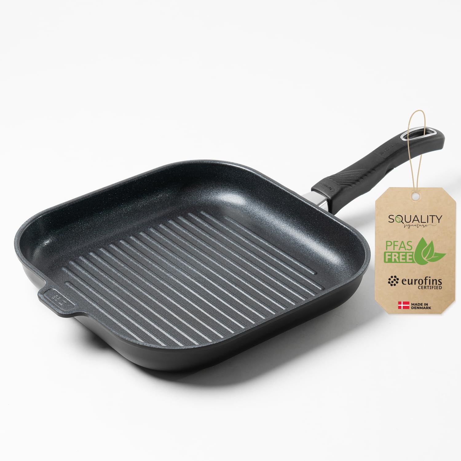 Squality Premium Grill Pan Induction 28 x 28 cm - PFAS-Free Non-Stick Pan from Denmark | Oven Safe up to 260 °C, Suitable for Induction Cookers, Ergonomic, for Healthy Cooking Without Harmful
