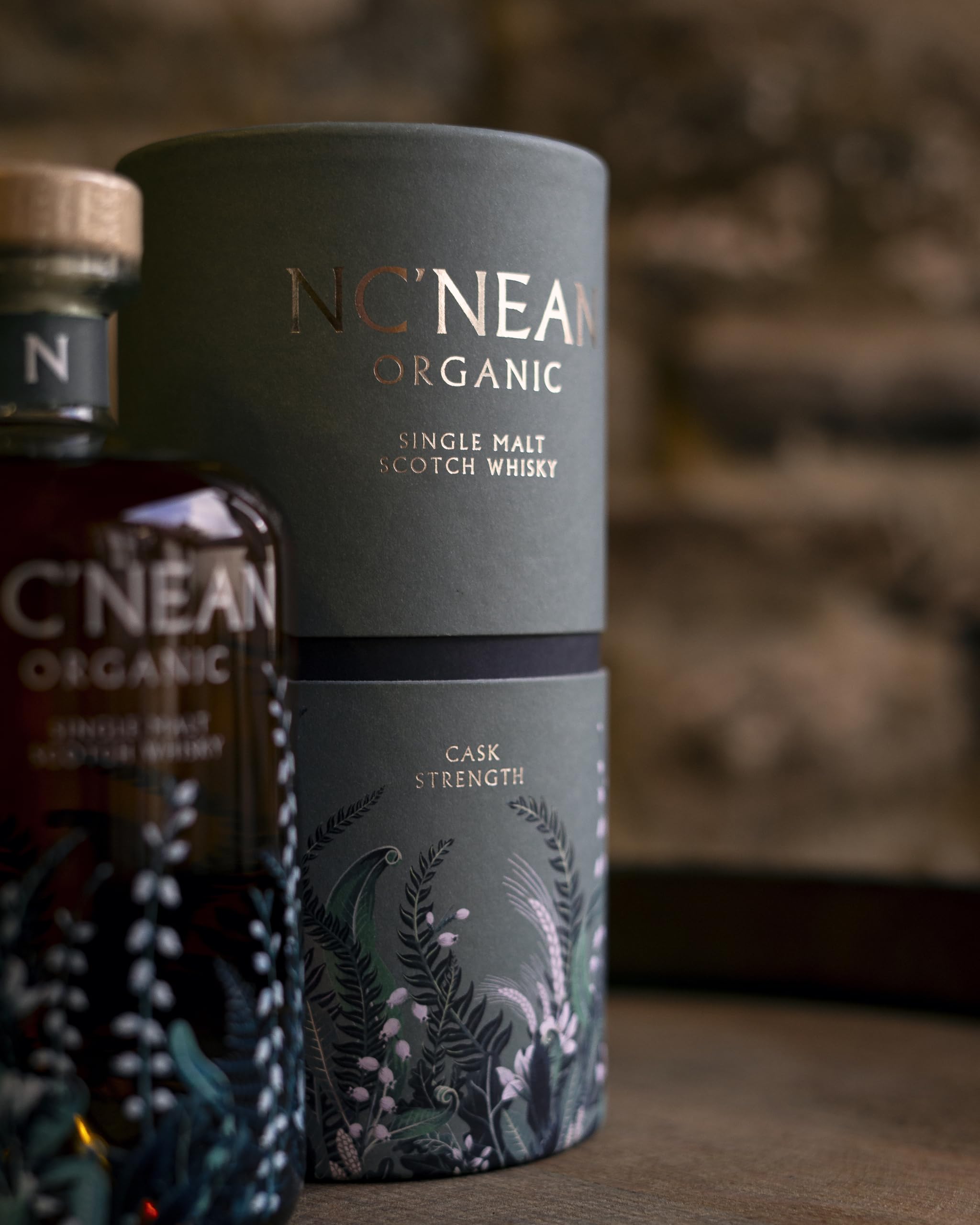 Nc'nean | Organic Single Malt Whisky | Cask Strength | Noten von reife Früchte | 59,6% vol. | 700ml