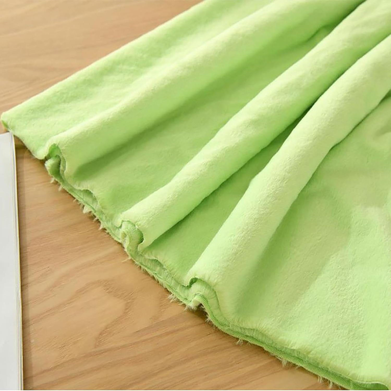 28 Colors Furry Plush Material Short Pile 5mm High Density Fuzzy Faux Fur Fabric for Craft Arts Supply Sewing Cosplay Costume Decorations(5 Green)