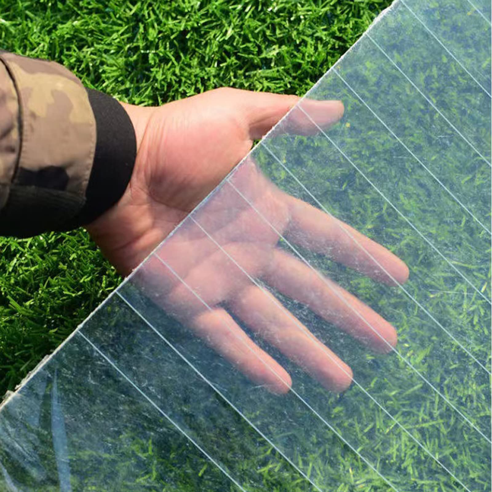 Feuilles de Polycarbonate pour Serres,Feuille de Toiture Transparent 0,8mm D'épaisseur,Plaques de Toiture Lumière du Jour en Étanche À Pluie,pour Jardin,Faciles À Couper (W0.7xL4m(28x157in))