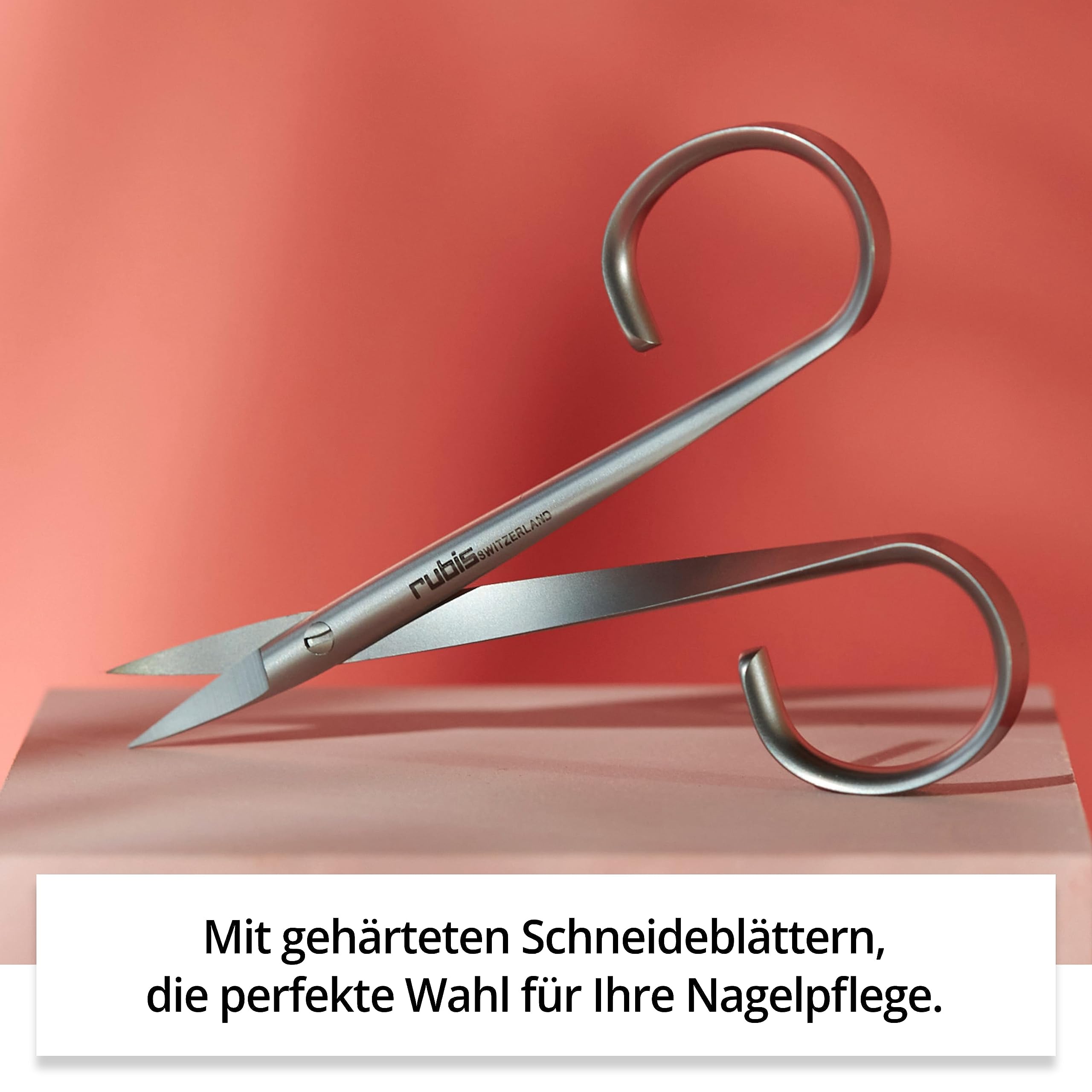 Rubis Classic Nagelschere gebogen - Hochwertige spitze Profi Nagelschere für Fingernagel und Nagelhaut, fein