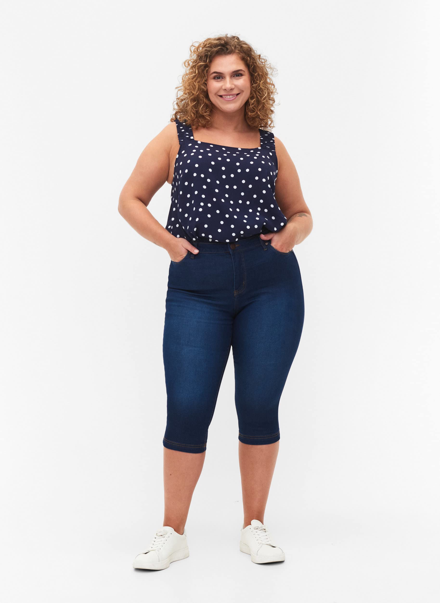 Zizzi Amy Capri Jeans Damen Große Größen - 3/4 Jeans - Caprihose mit Slim Fit & Hoher Taille - Curvy Mode für den Sommer - aus Bequemer Baumwollmischung mit Stretch