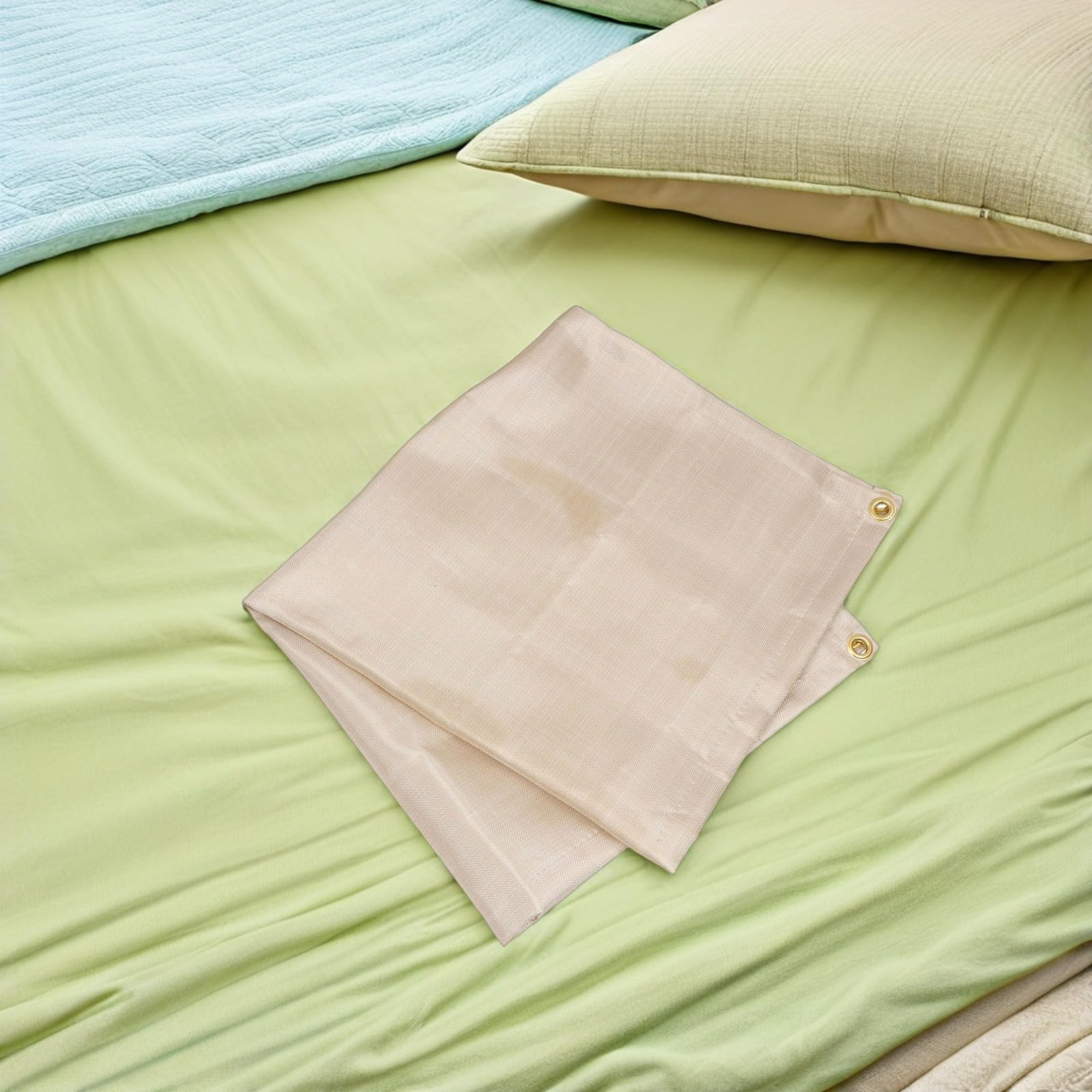 Telo Antifiamma 80x90 Cm in Fibra di Vetro per Campeggio | Bbq e Picnic, Portatile e Resistente al Calore, Adatto a Uso Esterno e Copertura Termica