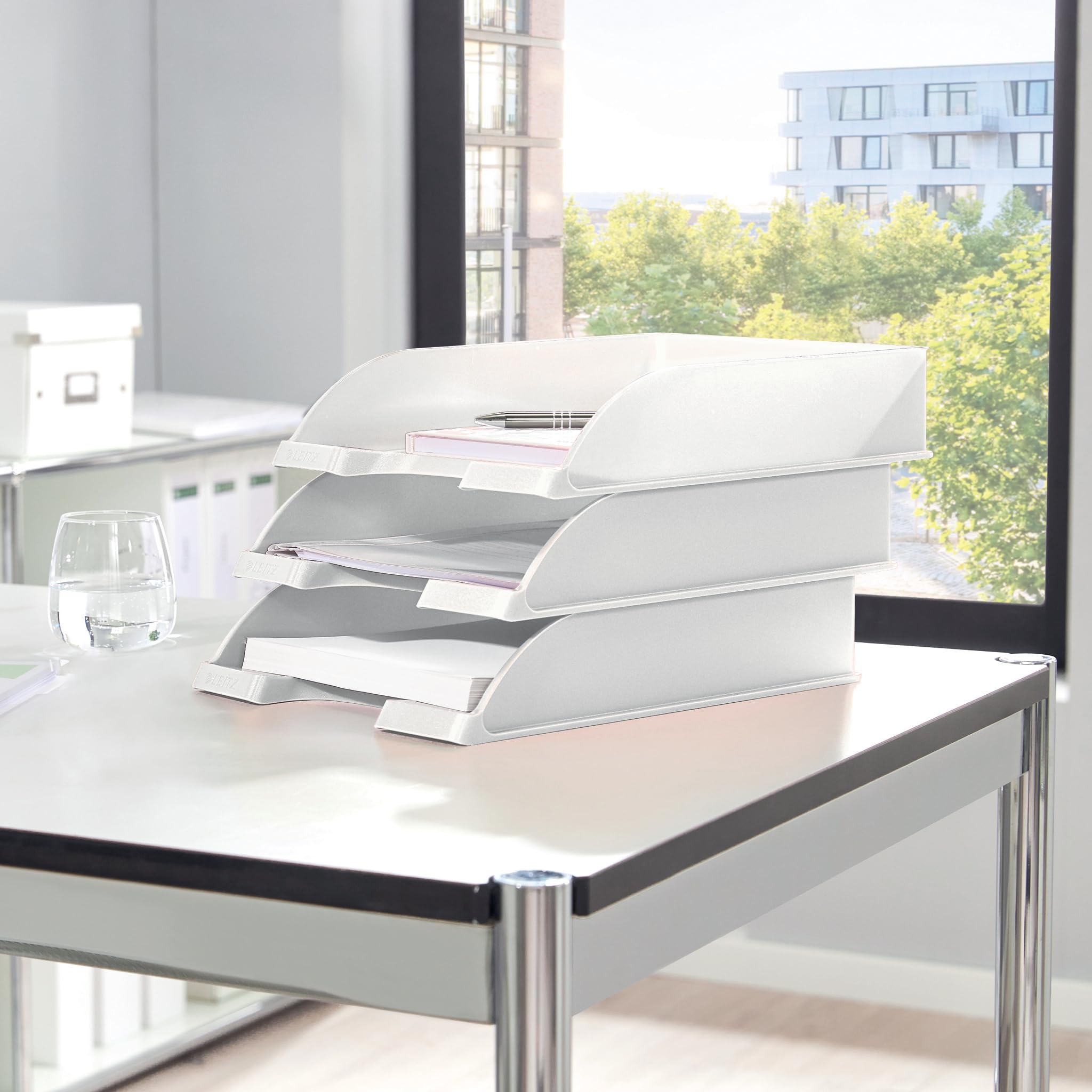 Leitz Plus Corbeille à courrier Hauteur 70 mm Blanc Métallisé Lot de 5