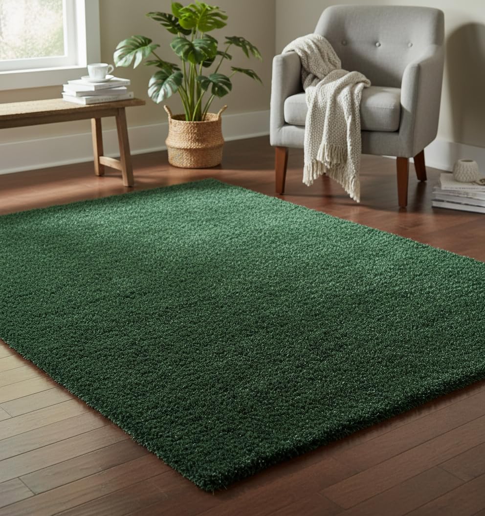 Basic Shaggy Dark Green Rug Soft Fluffy Carpet for Living Room Bedroom or Lounge with Braided Edges and Modern Solid Design 120cm x 170cm