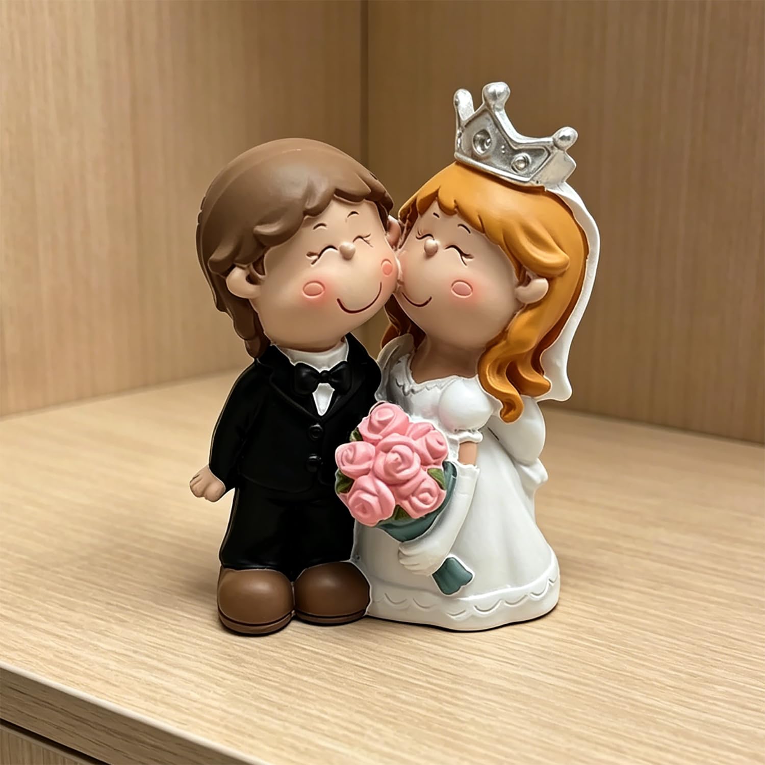 Hochzeitstorte mit Brautpaar