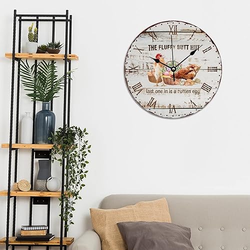 Miniatura 5 de The Fluffy Butt Hut Chicken Coop - Reloj de pared de PVC con diseño de gallina y gallina, funciona con pilas, reloj silencioso de estilo rústico