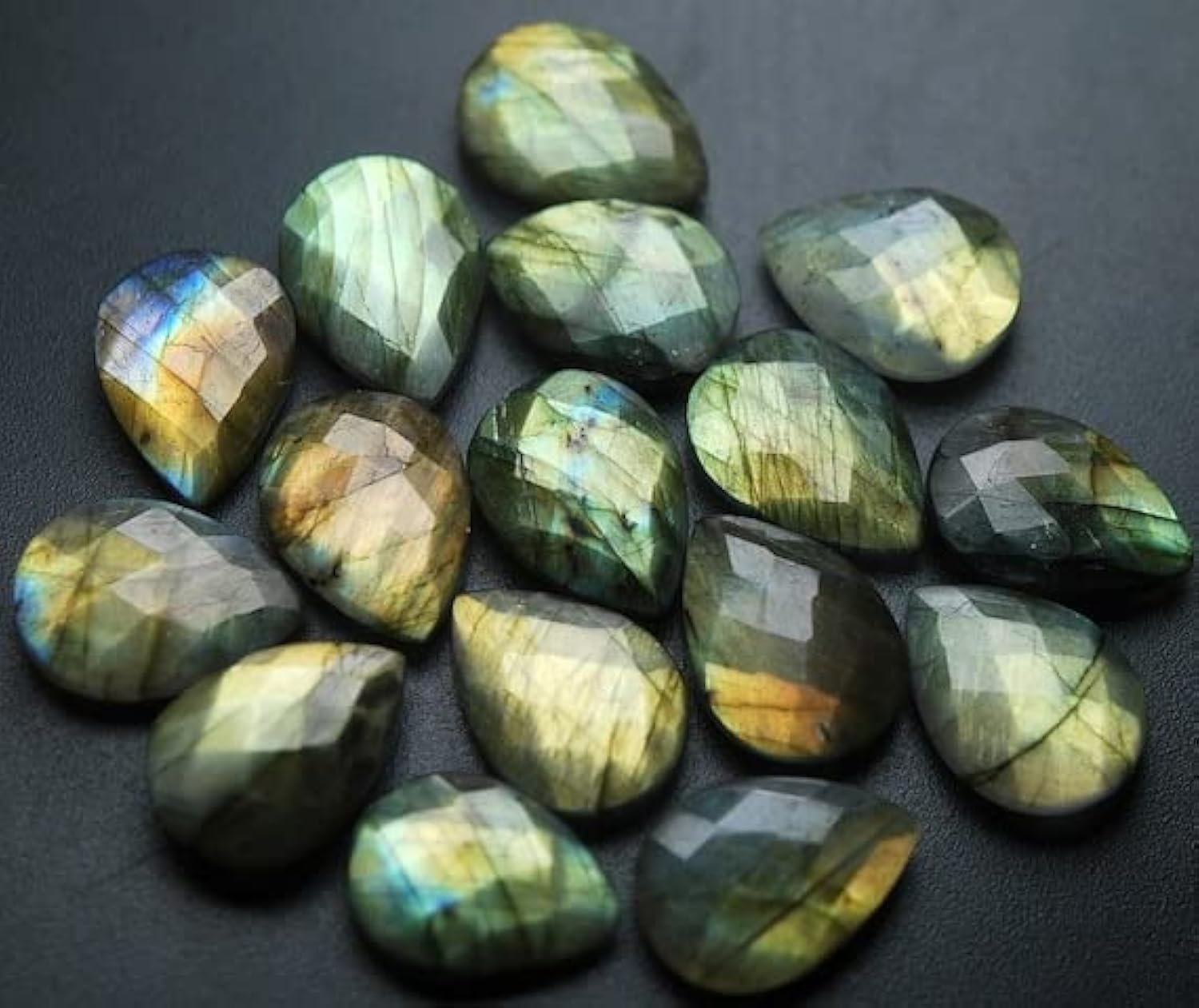 Labradorite flash doré perles poire facettées 16mm pour création bijoux